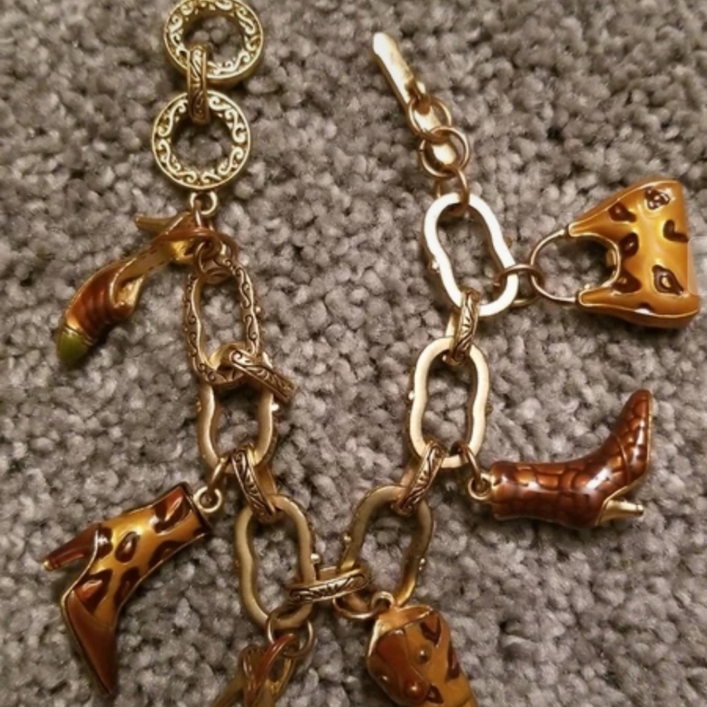 Charm bracelet - Picture 2 of 2